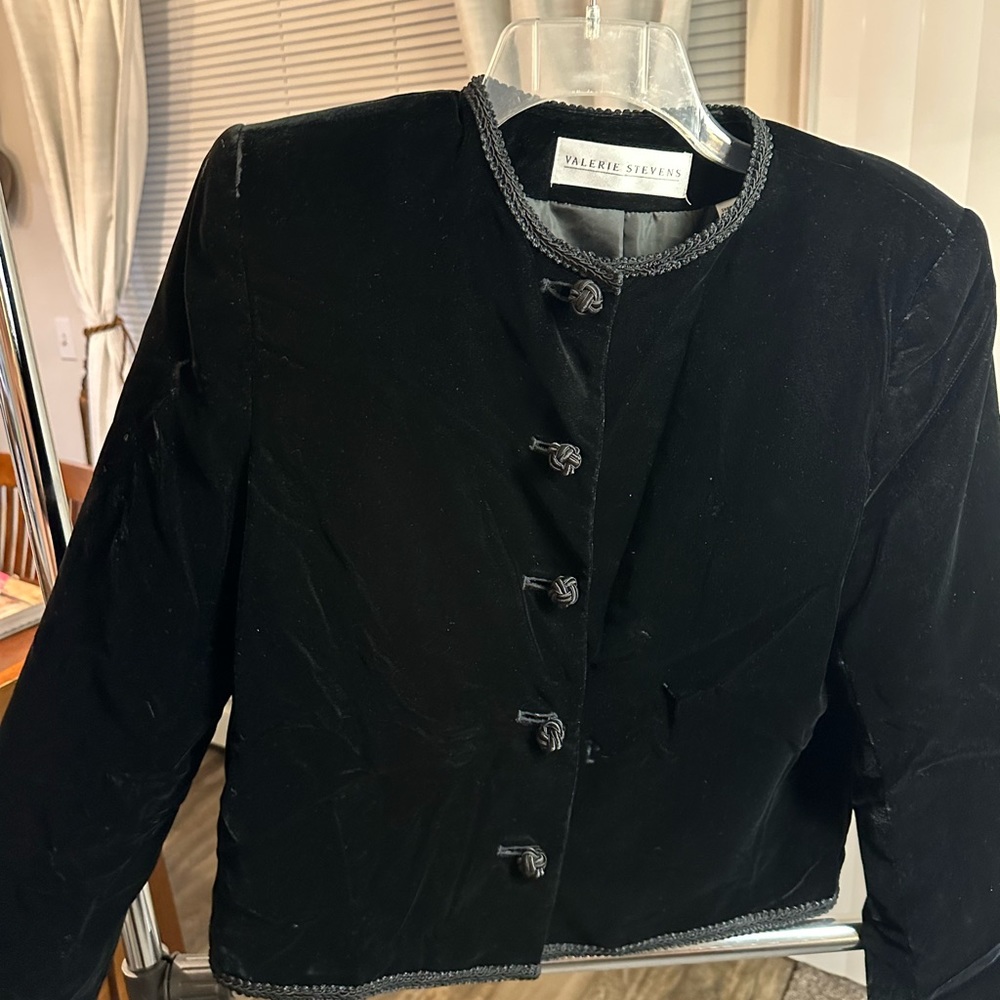 Vintage deep purple velvet blazer
